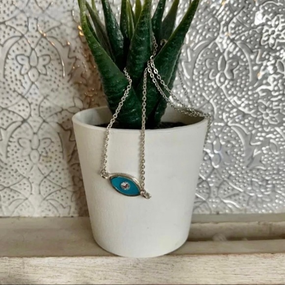 Seeing Eye Silver Necklace NWOT - Picture 1 of 4